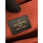 Louis Vuitton  M45773